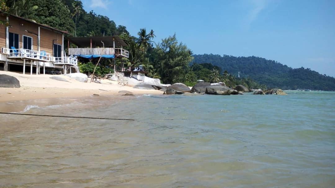 Bungkil Place Hotel Insula Tioman Exterior foto